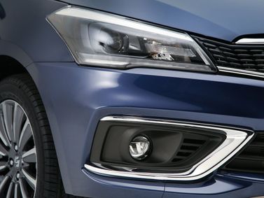 Suzuki Ciaz I Рестайлинг, Седан — передняя фара