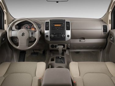 Suzuki Equator I، بيك أب بكابينة ونصف ExtendedCab — لوحة القيادة