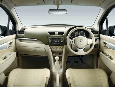 Suzuki Ertiga I، فان مدمج — لوحة القيادة