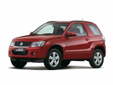 Suzuki Grand Vitara فيس ليفت الثاني، دفع رباعي 3 أبواب — منظر أمامي أيمن
