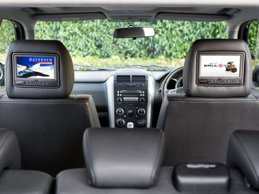 Suzuki Grand Vitara فيس ليفت الثاني، دفع رباعي 5 أبواب — المقاعد الخلفية