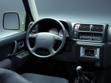 Suzuki Jimny III, Внедорожник 3 дв. — место водителя