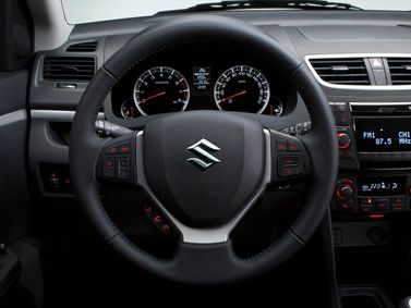 Suzuki Swift فيس ليفت IV، هاتشباك 3 أبواب — عجلة القيادة