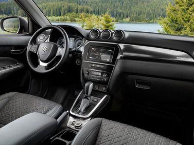 Suzuki Vitara II Рестайлинг, Внедорожник 5 дв. — передняя панель