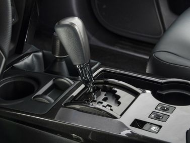 Toyota 4Runner فيس ليفت V، دفع رباعي 5 أبواب — محدد ناقل الحركة