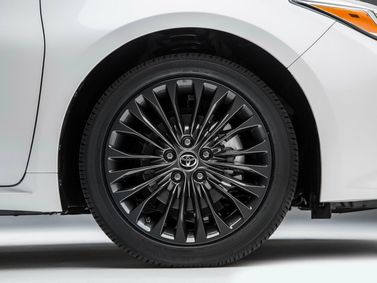 Toyota Avalon فيس ليفت IV، سيدان — جنط العجلة