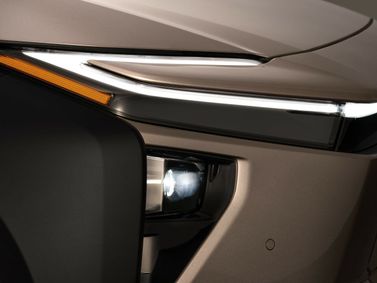 Toyota bZ4X I Рестайлинг, Внедорожник 5 дв. Touring — передняя фара