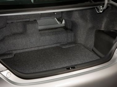 Toyota Camry سابعاً (XV50)، سيدان US Market — حجرة الأمتعة