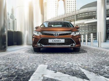 Toyota Camry عملية فيس ليفت VII (XV50) 2، سيدان — منظر أمامي