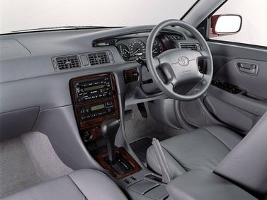 Toyota Camry IV (XV20)، سيدان Gracia — لوحة القيادة