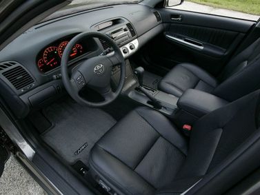 Toyota Camry فيس ليفت V (XV30) V (XV30)، سيدان — منطقة السائق