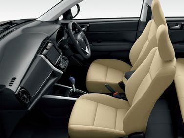 Toyota Corolla عملية فيس ليفت XI (E160، E170) 2، سيدان Axio — المقاعد الأمامية