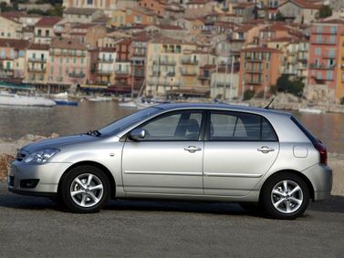 Toyota Corolla عملية فيس ليفت IX (E120، E130)، هاتشباك 5 أبواب — منظر من الجانب الأيسر