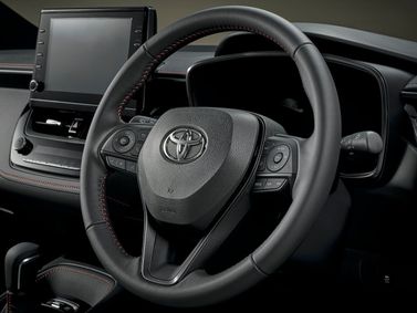 Toyota Corolla XII (E210)، واجون 5 أبواب — عجلة القيادة