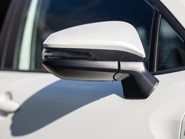 Toyota Corolla Cross I، دفع رباعي 5 أبواب — مرآة جانبية
