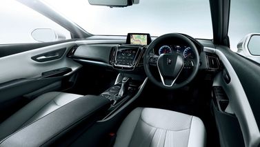 Toyota Crown XV (S220), Седан — место водителя