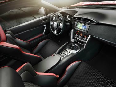 Toyota GT86 I Рестайлинг, Купе — место водителя