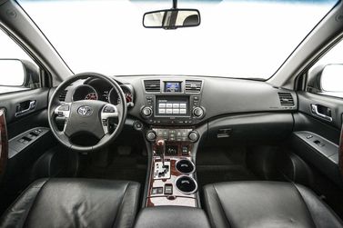 Toyota Highlander II (U40) Рестайлинг, Внедорожник 5 дв. — передняя панель