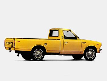 Toyota Hilux ثانياً، بيك أب بكابينة مفردة — منظر من الجانب الأيمن