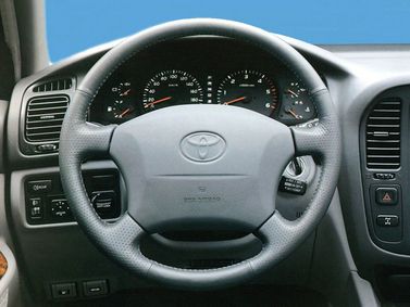 Toyota Land Cruiser السلسلة 100، دفع رباعي 5 أبواب — عجلة القيادة