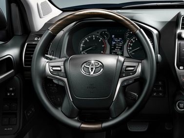 Toyota Land Cruiser Prado 150 Series 150 Series Facelift 2، دفع رباعي 5 أبواب — عجلة القيادة