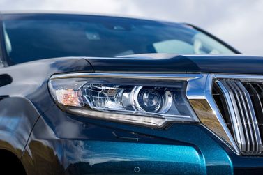 Toyota Land Cruiser Prado 150 Series 150 Series Facelift 2، دفع رباعي 5 أبواب — المصباح الأمامي