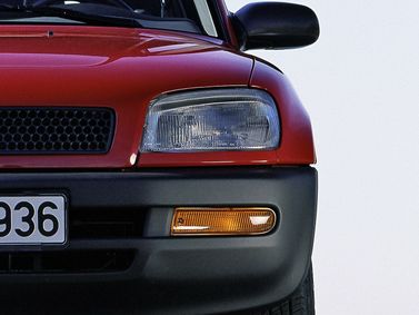 Toyota RAV4 I (XA10)، دفع رباعي 3 أبواب — الجزء الأمامي من السيارة عن قرب
