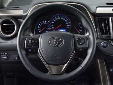 Toyota RAV4 IV (XA40)، دفع رباعي 5 أبواب — عجلة القيادة