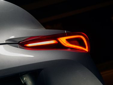 Toyota Supra V (A90)، كوبيه — المصباح الخلفي