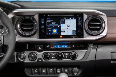 Toyota Tacoma III, Пикап двойная кабина — центральная консоль