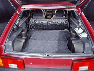 LADA (VAZ) 2109, Хэтчбек 5 дв. — багажное отделение