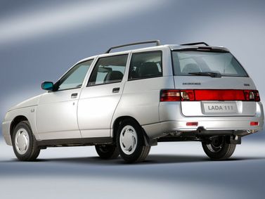 LADA (VAZ) 2111, Универсал 5 дв. — вид сзади справа