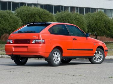LADA (VAZ) 2112, Хэтчбек 3 дв. — вид сзади справа
