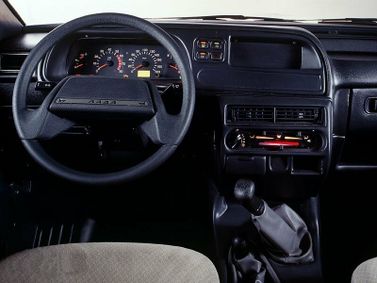LADA (VAZ) 2120 Nadezhda I Рестайлинг, Компактвэн — передняя панель