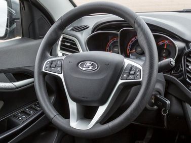 LADA (VAZ) Vesta I، سيدان Cross — عجلة القيادة