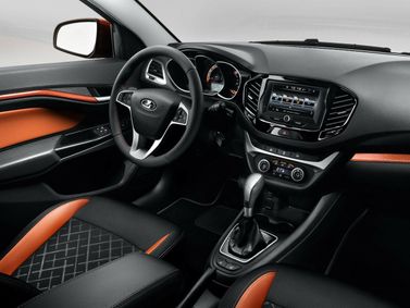 LADA (VAZ) Vesta I، سيدان Cross — منطقة السائق