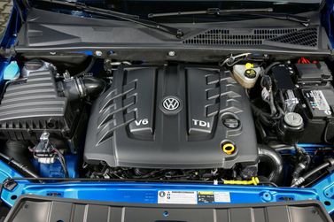 Volkswagen Amarok أنا فيس ليفت، بيك أب بكابينة مزدوجة — حجرة المحرك