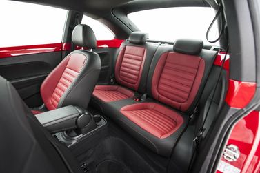 Volkswagen Beetle II (A5)، هاتشباك 3 أبواب — المقاعد الخلفية