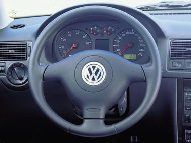 Volkswagen Golf رابعاً، هاتشباك 3 أبواب — عجلة القيادة