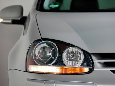 Volkswagen Golf V، هاتشباك 5 أبواب — المصباح الأمامي