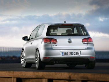 Volkswagen Golf سادساً، هاتشباك 3 أبواب — منظر خلفي أيسر