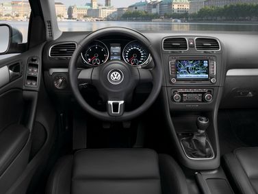 Volkswagen Golf سادساً، هاتشباك 5 أبواب — لوحة القيادة