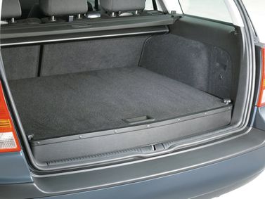 Volkswagen Golf رابعاً، واجون 5 أبواب — حجرة الأمتعة
