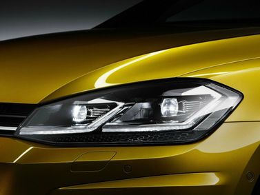 Volkswagen Golf فيس ليفت السابع، هاتشباك 5 أبواب — المصباح الأمامي