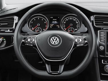 Volkswagen Golf سابعاً، هاتشباك 5 أبواب — عجلة القيادة