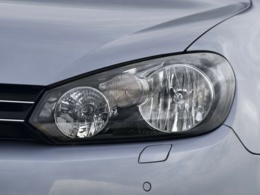 Volkswagen Golf سادساً، هاتشباك 5 أبواب — المصباح الأمامي