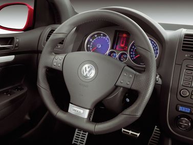Volkswagen Golf GTI V, Хэтчбек 3 дв. — рулевое колесо