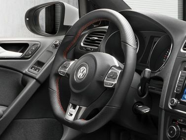 Volkswagen Golf GTI سادساً، هاتشباك 3 أبواب — عجلة القيادة