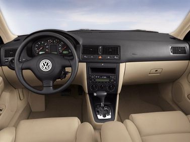 Volkswagen Golf GTI رابعاً، هاتشباك 3 أبواب — لوحة القيادة