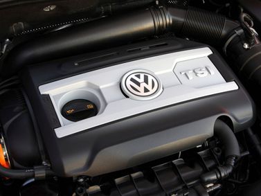 Volkswagen Golf GTI سادساً، هاتشباك 5 أبواب — حجرة المحرك